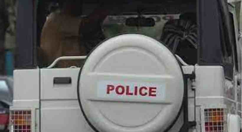 കോഴിക്കോട് മൂന്നാലിങ്കലിൽ അച്ഛൻ മകനെ കുത്തി